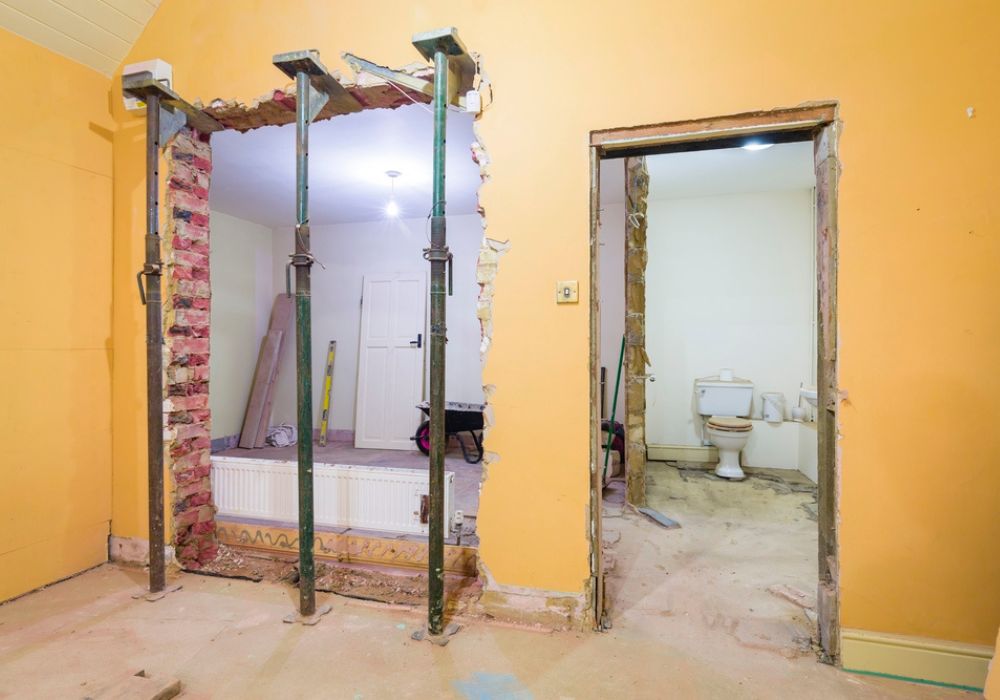 Can Structural walls be removed in Adelaide Homes